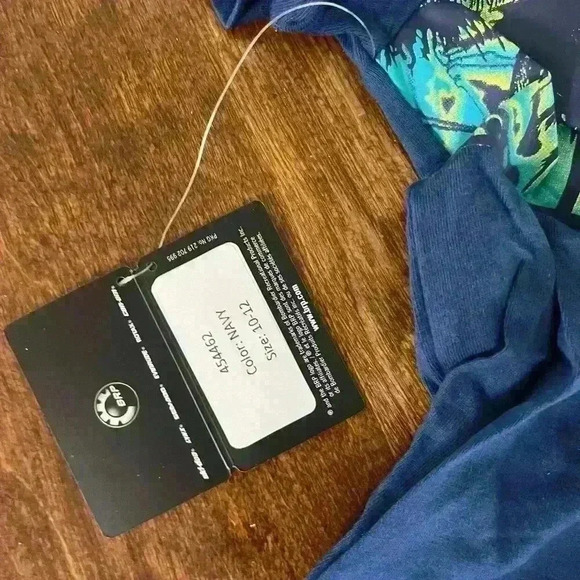 Kids Seadoo t-shirt new with tags never worn - Picture 2 of 2